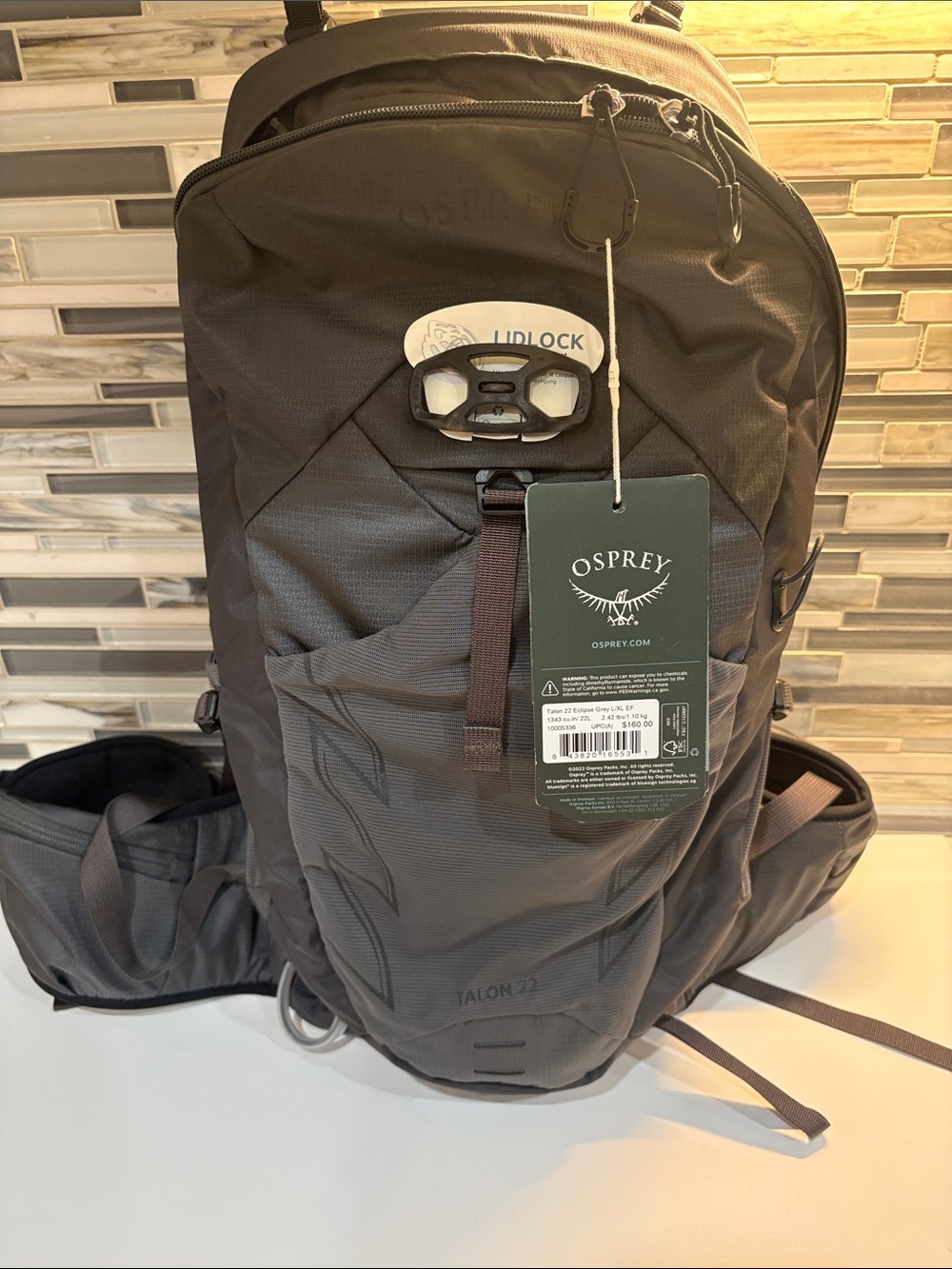 OSPREY Talon 22 Backpack — Charcoal